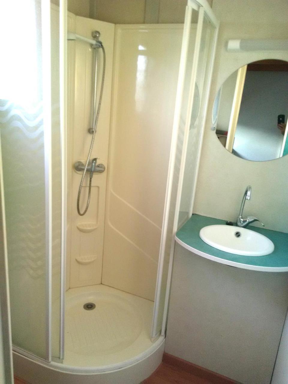 Camping Familial Les Chalets D'Uza Dış mekan fotoğraf
