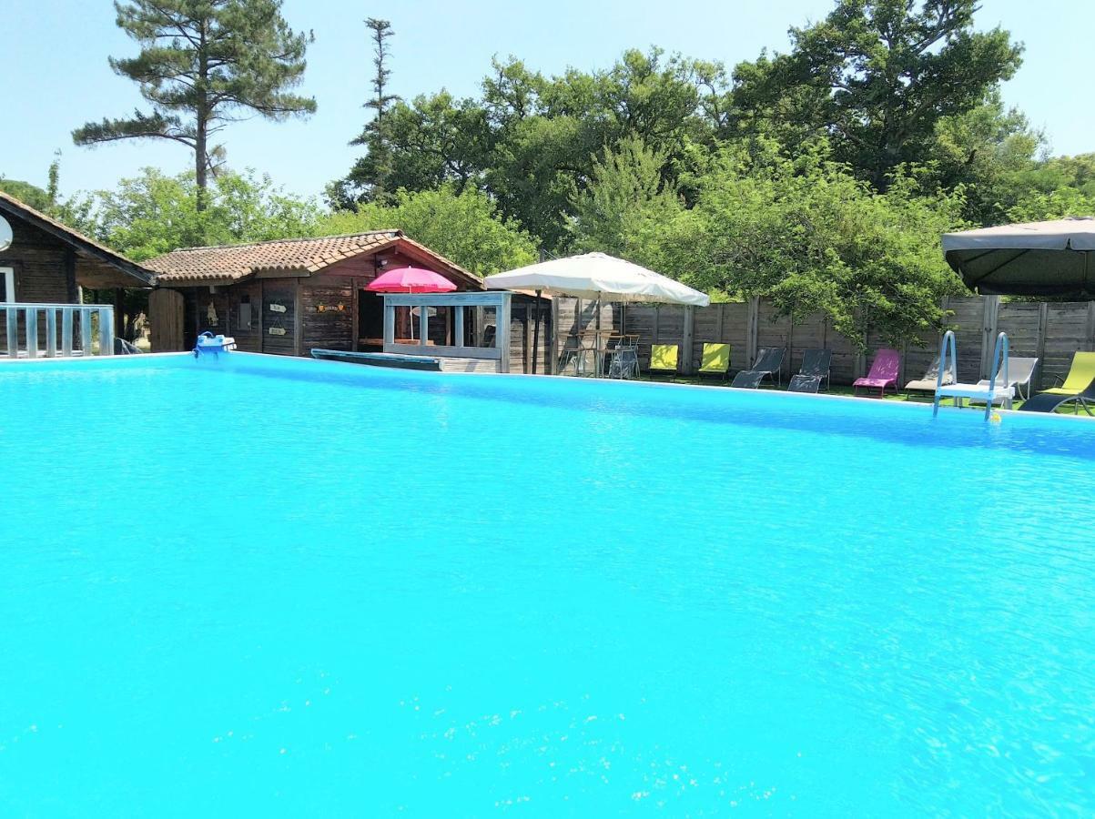 Camping Familial Les Chalets D'Uza Dış mekan fotoğraf